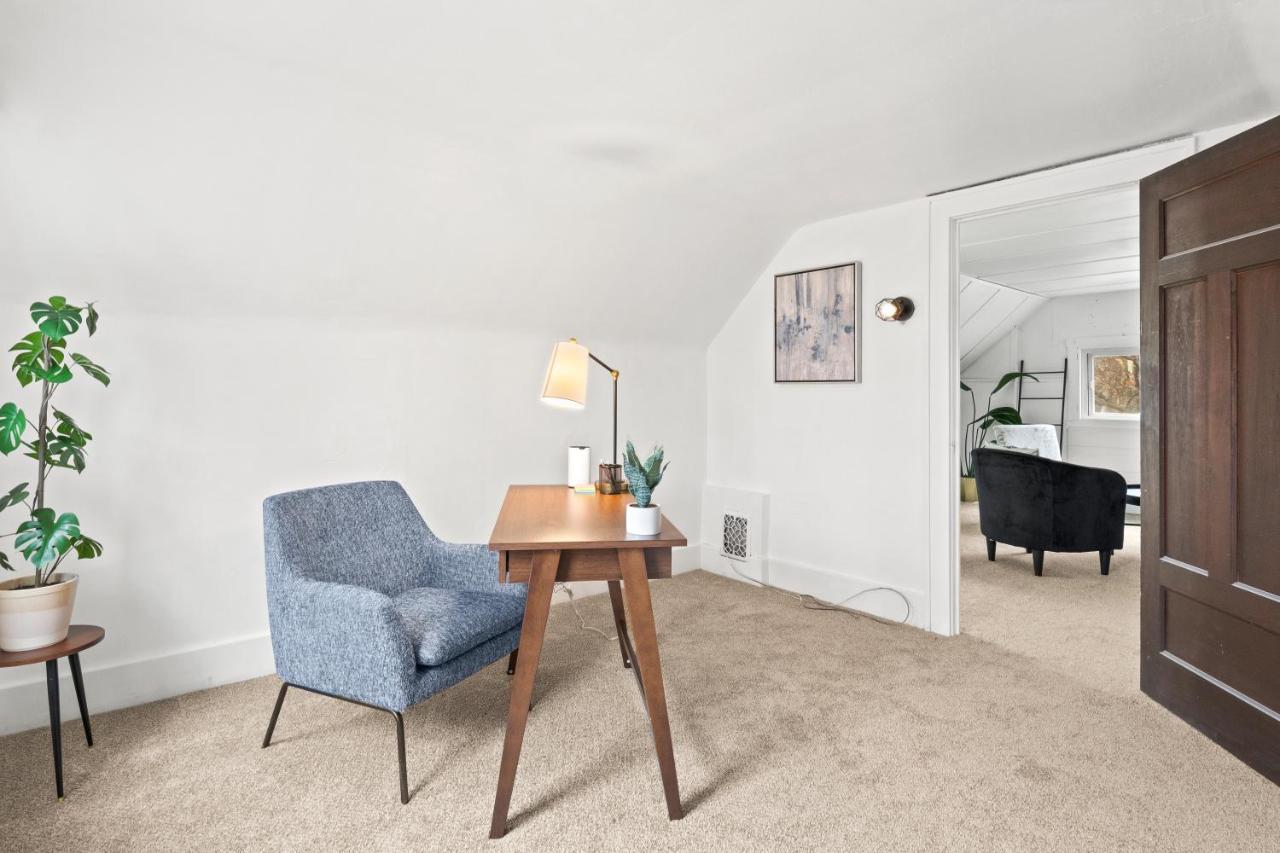 King Bed-Full Kitchen-Self Check-In-Parking-Uofr Villa Rochester Eksteriør billede